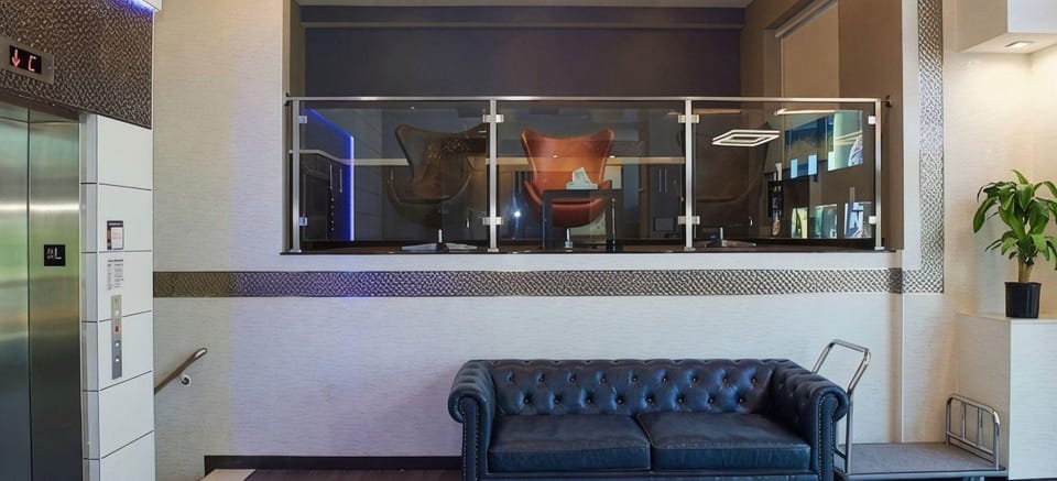 7 Days Hotel Hotel in Bronx