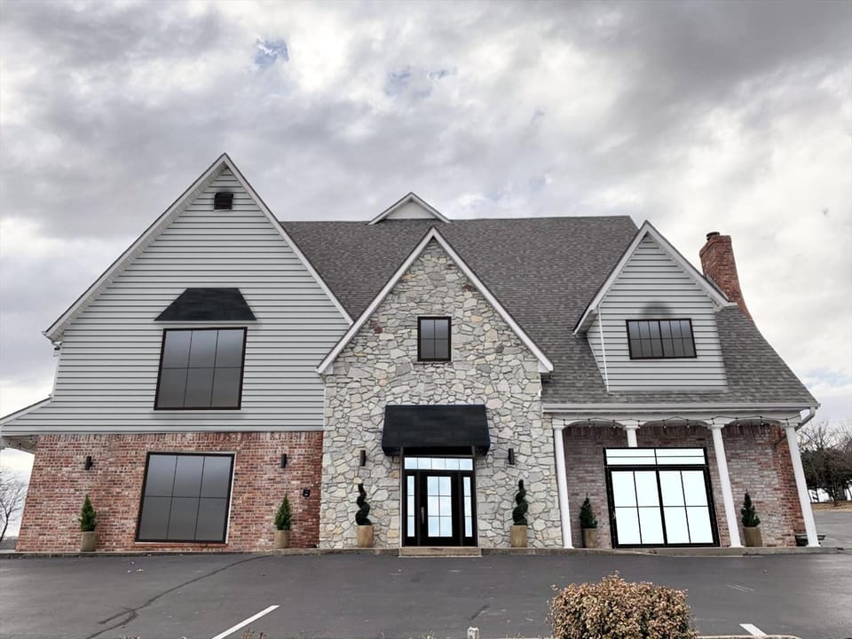 Seven Gables Inn Hotel in Branson
