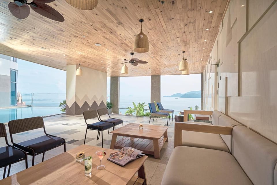 Bar/lounge