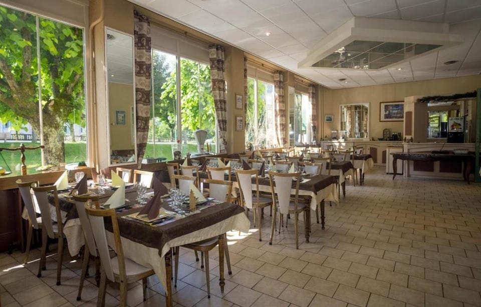 Hotel Au Val Dore Hotel in Auvergne-Rhône-Alpes