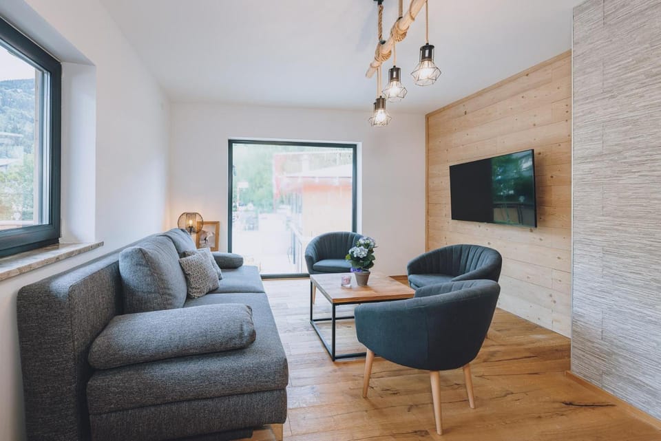 Premium Apartments Areit by we rent Hotel in Zell am See