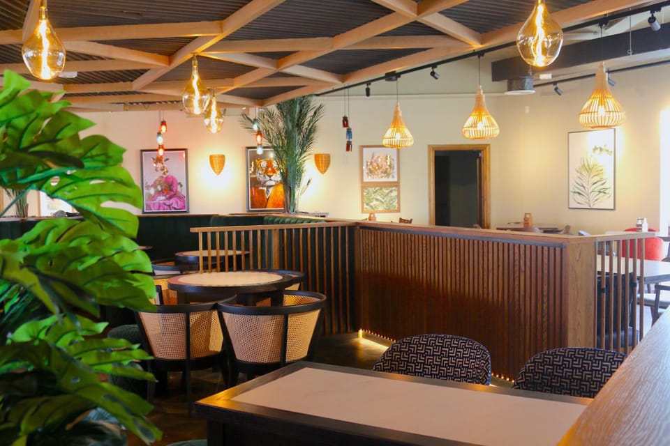 Hex Wildlife Hotel at Yorkshire Wildlife Park Hotel in Bassetlaw District