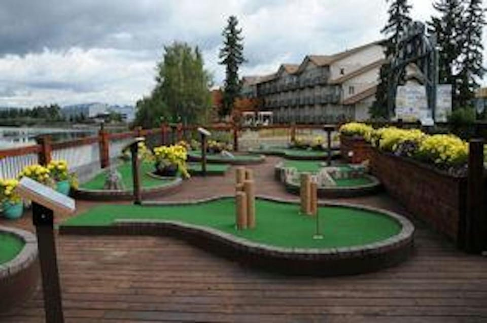 Pike's Waterfront Lodge Lodge in Alaska