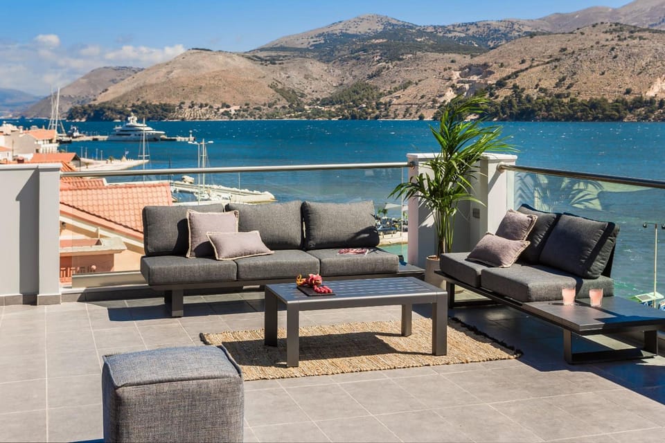 THE TWELVE SUITES COLLECTION Apartment hotel in Argostolion