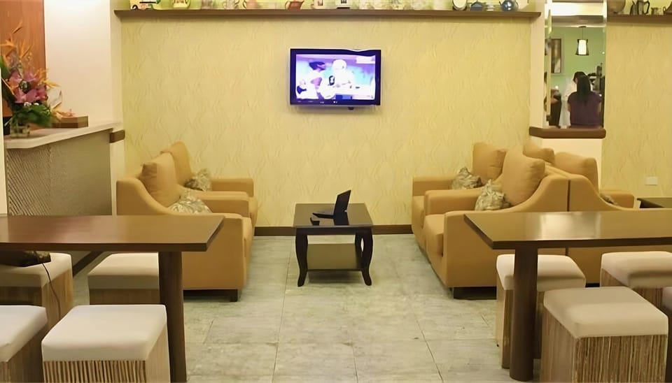 Mactan Pension House Hotel in Lapu-Lapu City