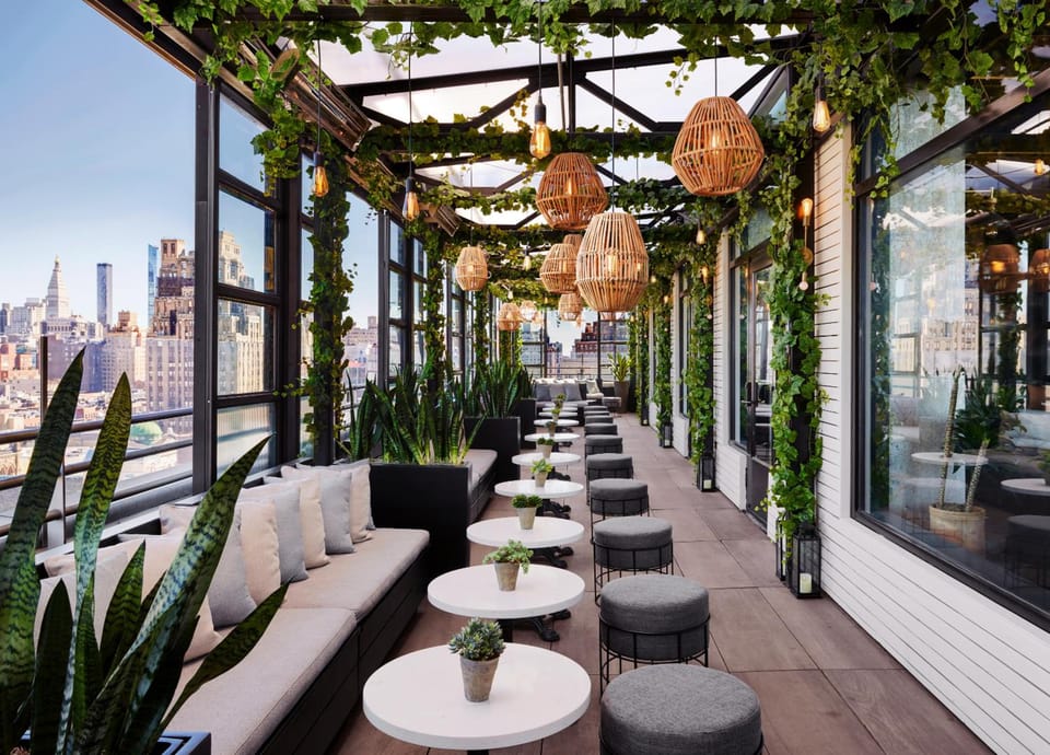 Bar/lounge