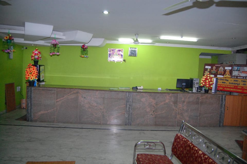 HOTELJAYAAM Lodge in Andhra Pradesh