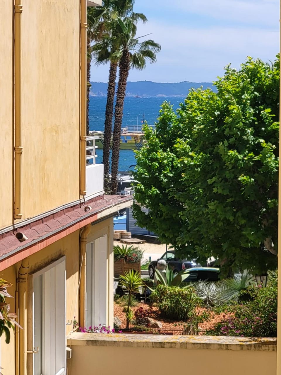 Hotel L'Oustaou Hotel in Le Lavandou