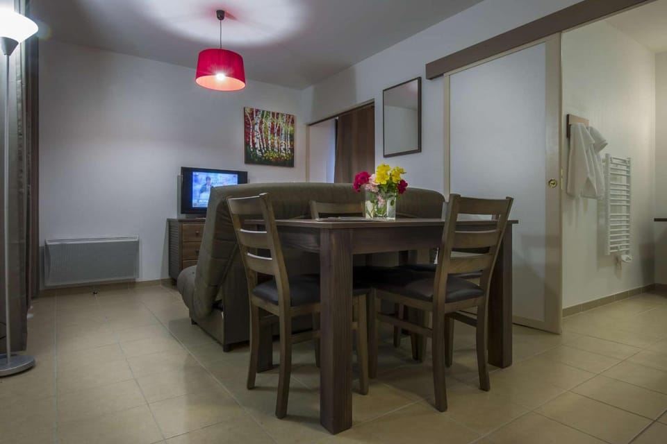 Vacanceole - Residence Le Clos du Rocher Apartment hotel in Nouvelle-Aquitaine