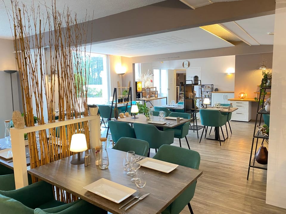 Logis Latitude Ouest Hotel Restaurant & Spa Hotel in Finistere
