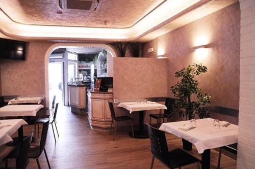 Rooms Don Alfonso Hotel in Parma
