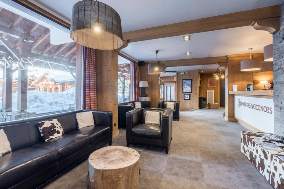 Residence Pierre & Vacances Premium les Crets Apartment hotel in Les Allues