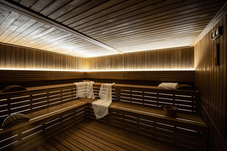 Gold Tower Lifestyle Hotel Hotel in Naples