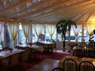 Hotel Acropolis - Lourdes Hotel in Lourdes