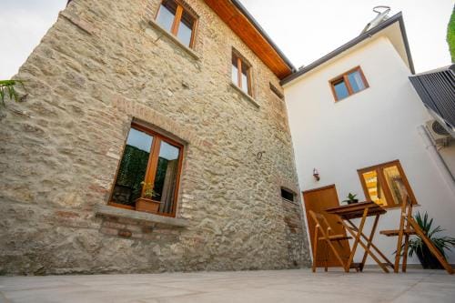 InTown Guesthouse Shkoder Hotel in Montenegro