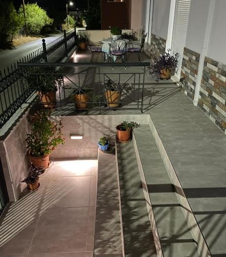 ΧΑΡΗΣ ROOMS Hotel in Magnesia Prefecture, Greece