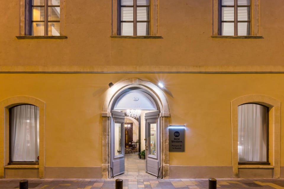 Best Western Marquis de la Baume Hotel in Nimes