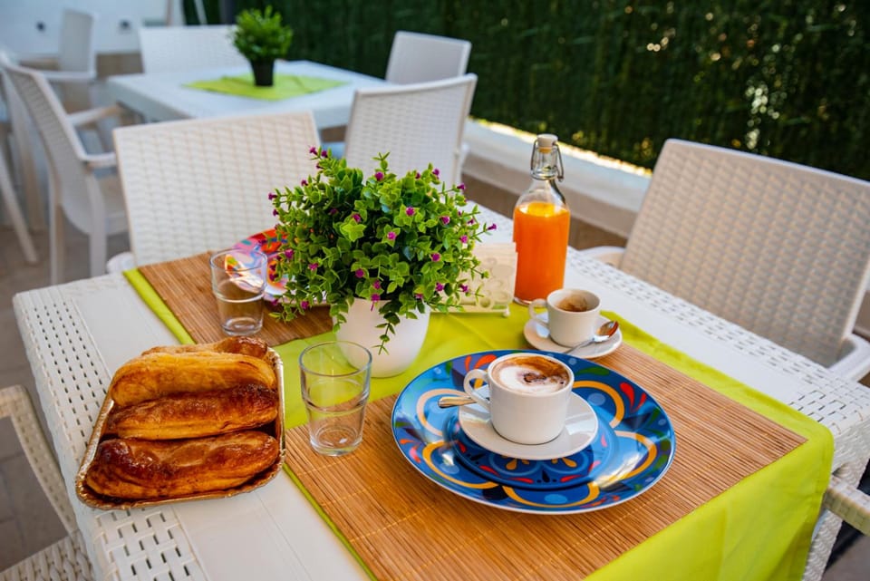 LA DOLCE VITA ROOMS Apartment hotel in Campania