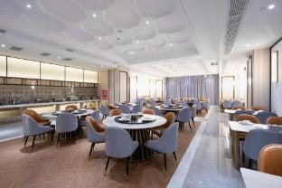 Vienna International Hotel (Luan Jin Sun International Motor City Branch) Hotel in Jiangsu