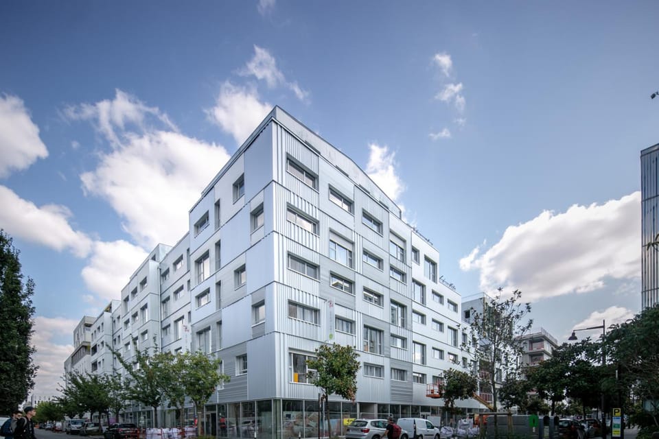 Appart-Hotel Mer & Golf City Ile de Nantes Hotel in Nantes