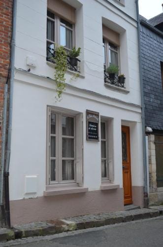 Au Bois Normand Hotel in Honfleur