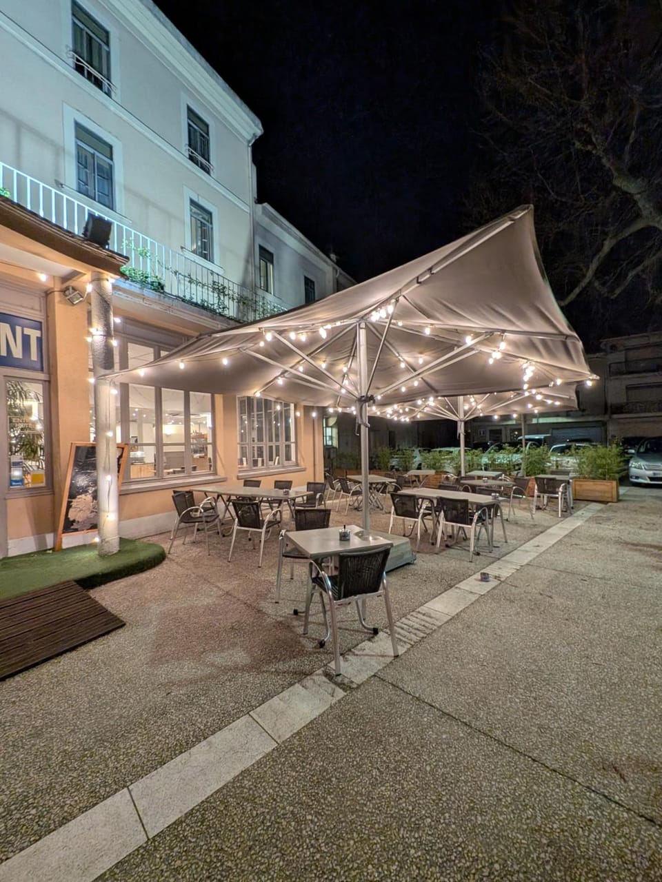 Kyriad Orange Centre Hotel in Provence-Alpes-Côte d'Azur