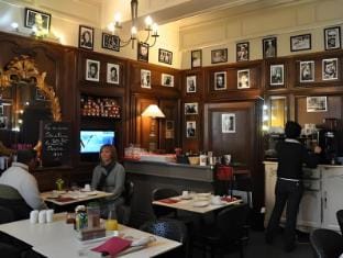 La Tour du Lion Hotel in Brittany