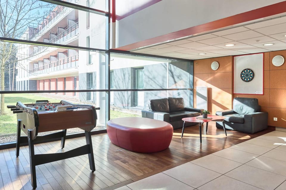 Comfort Aparthotel Versailles, St Cyr l'Ecole Apartment hotel in Île-de-France