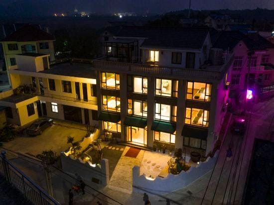 Recolletion Hotel in Zhejiang