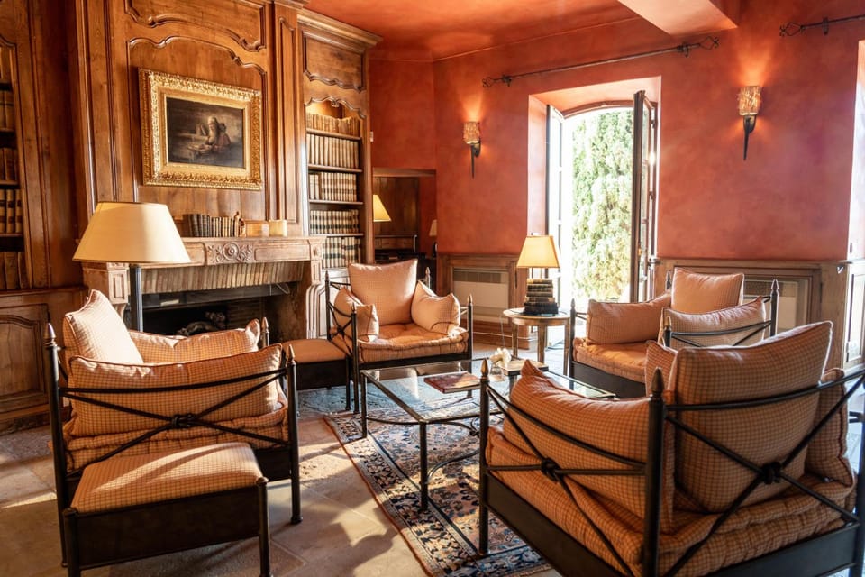 Chateau les Crostes Lodge in Lorgues