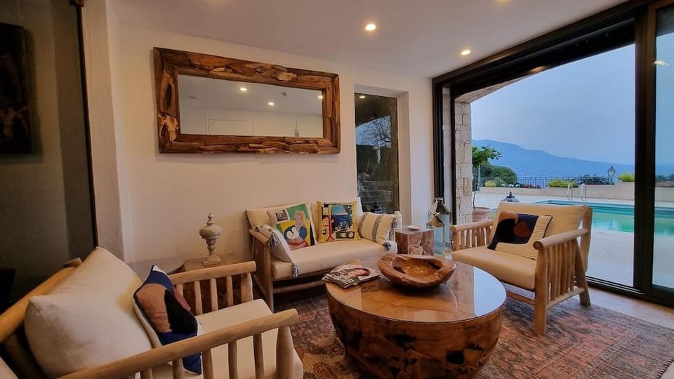 Loup Castel Boutique Hotel B&B Hotel in Grasse