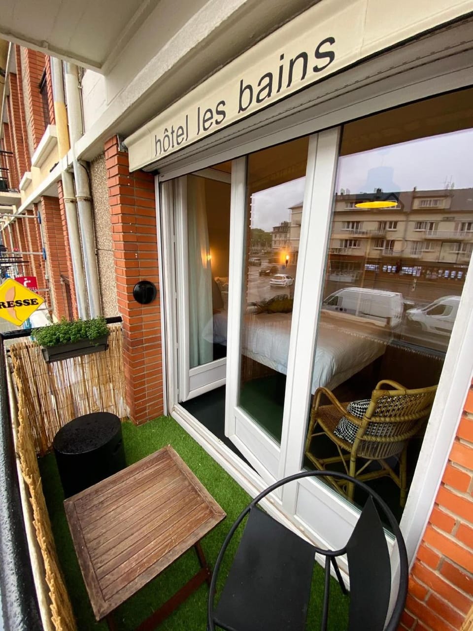 Hotel Les Bains Hotel in Saint-Valery-en-Caux