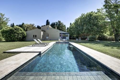 Mas des Comtes de Provence Hotel in Tarascon