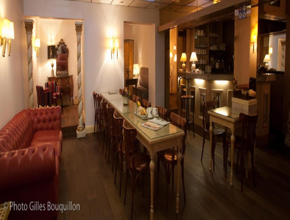 Bar/lounge