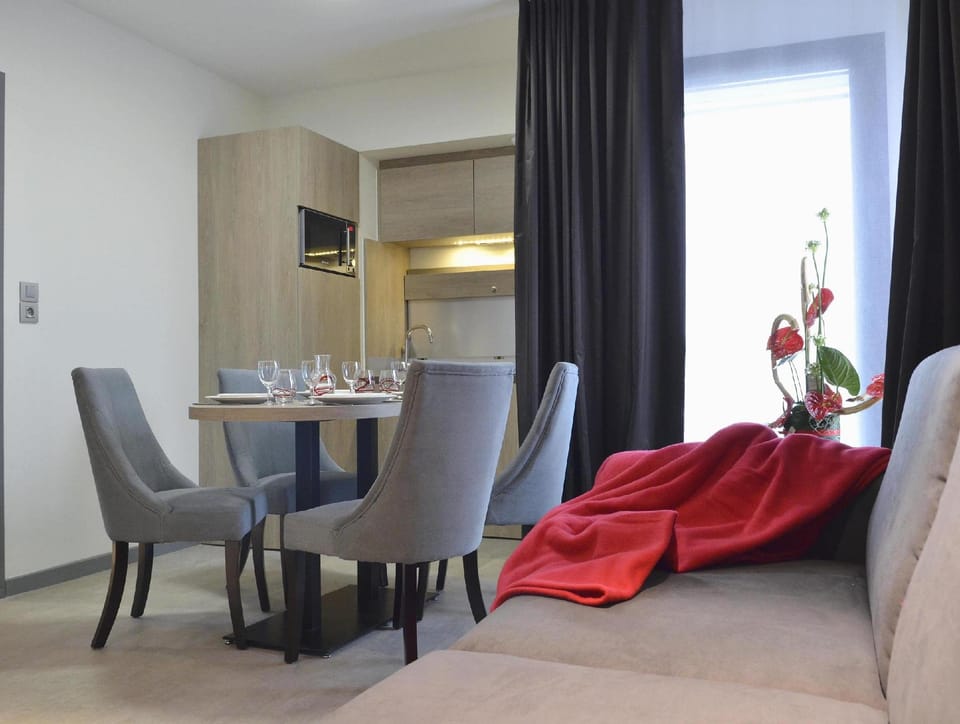 Best Western Les Aureliades Hotel in Saint-Nazaire
