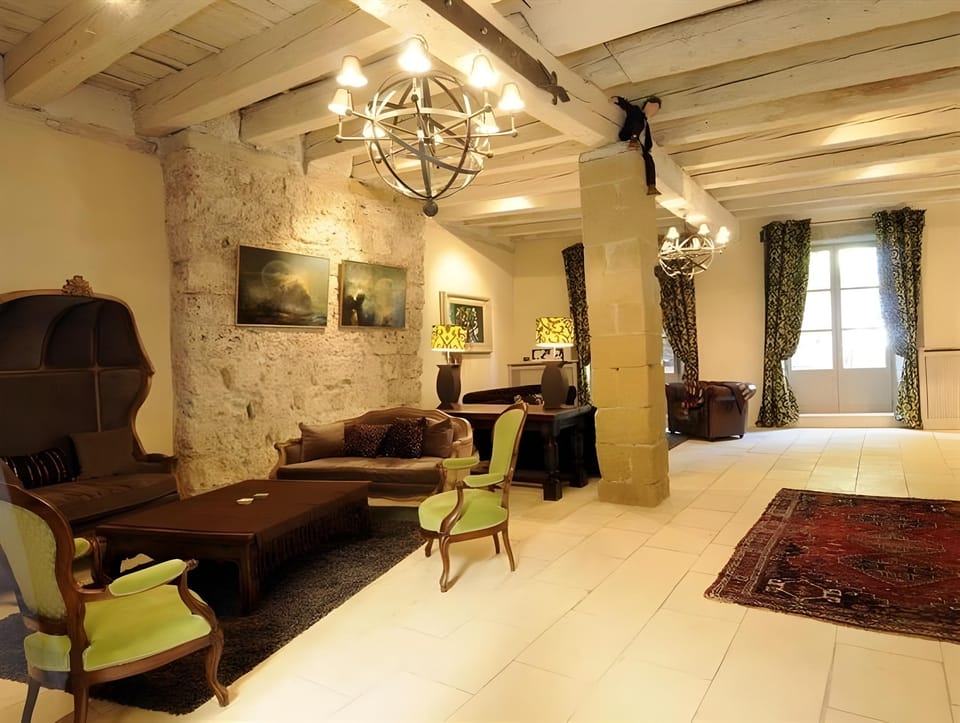 Maison de la Pra Hotel in Valence