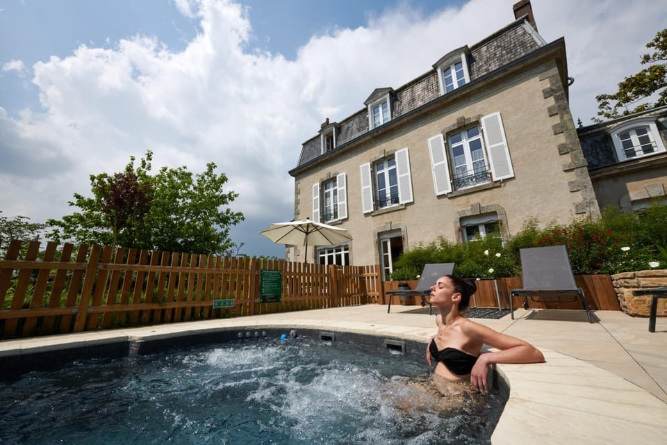 Maison de la Garenne & Spa Hotel in Séné