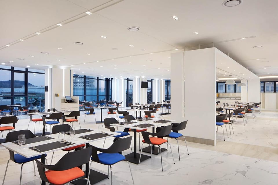 Days Hotel & Suites by Wyndham Incheon Airport Hotel in Gyeonggi-do