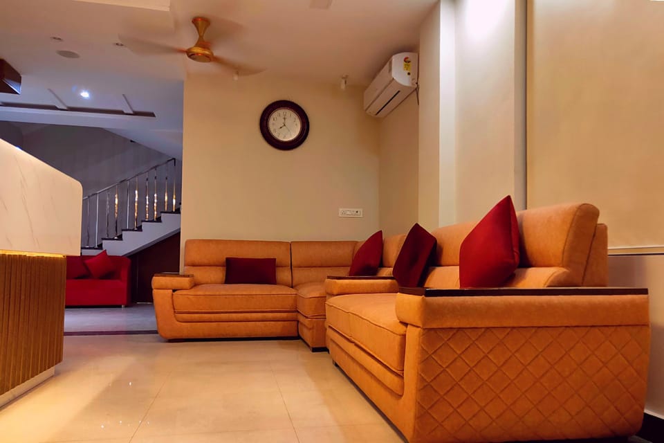 SHRIJI HOTEL Hotel in Uttarakhand