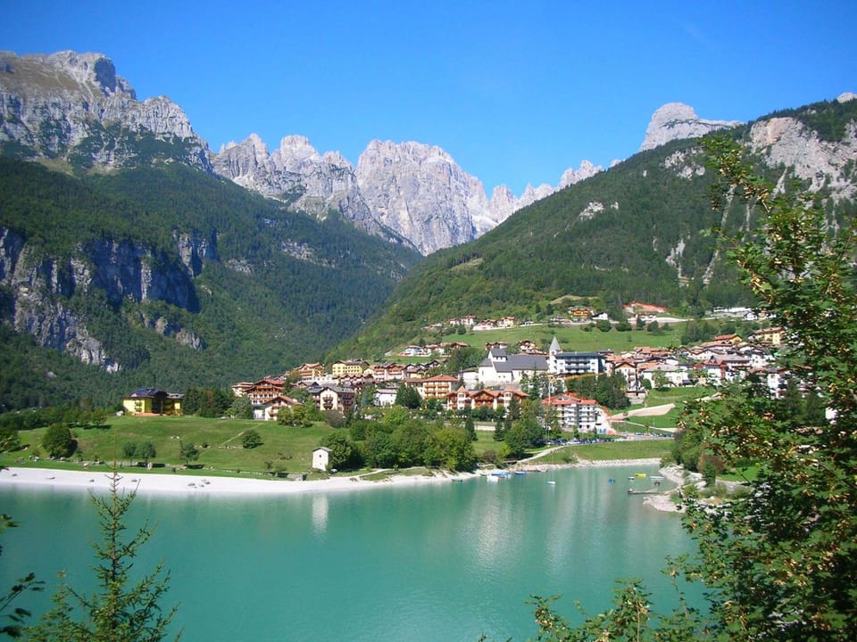 Garni Lago Alpino Hotel in Molveno