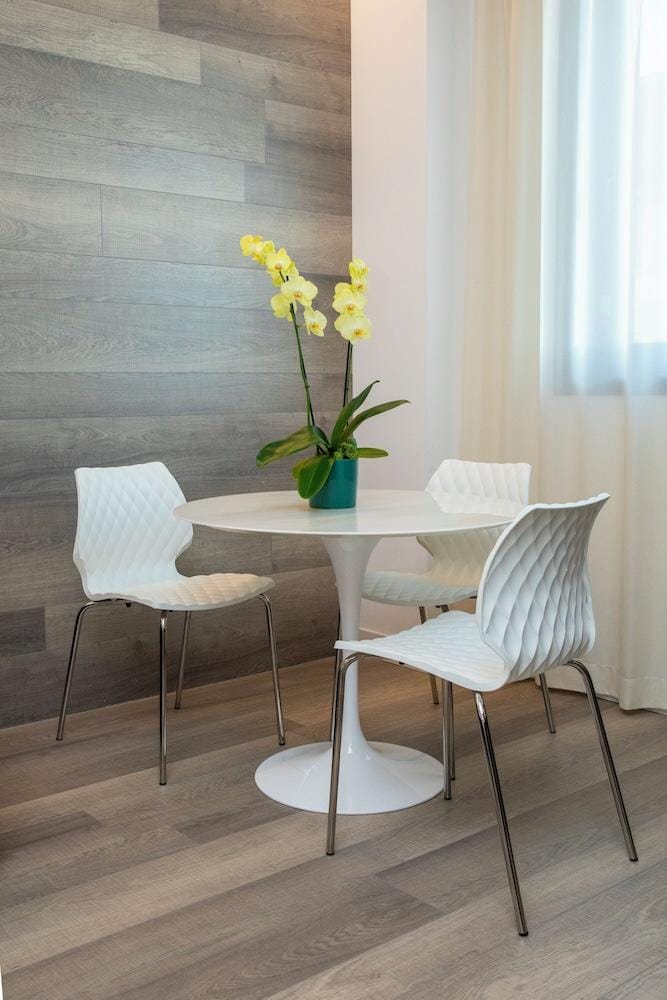 City Hotel & Suites Hotel in Foligno