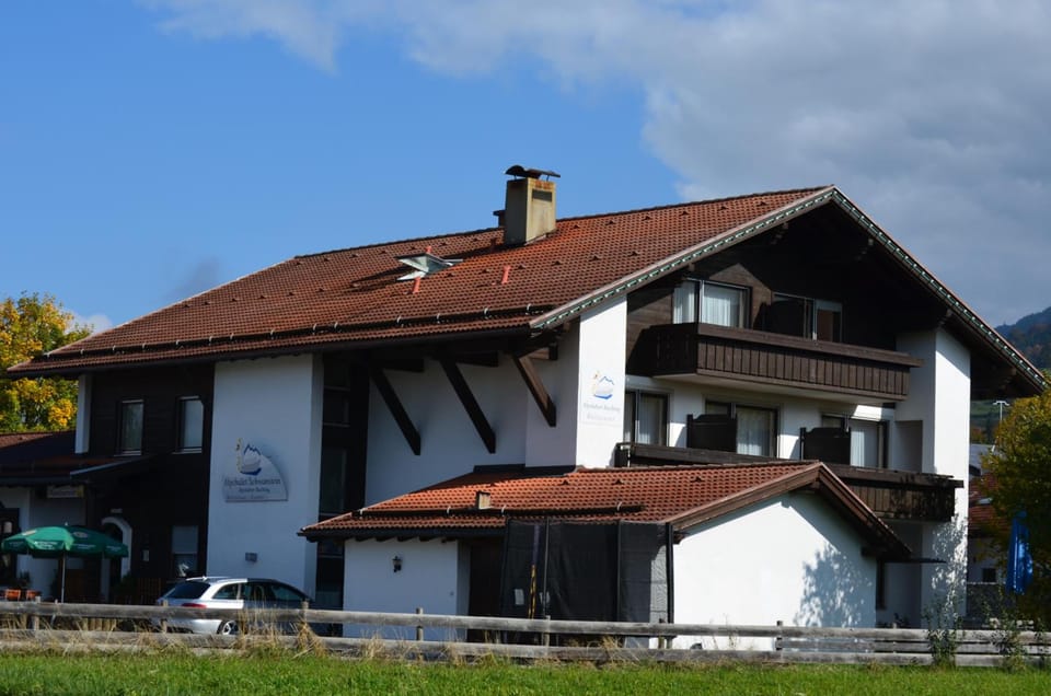 Alpchalet Schwanstein Hotel in Schwangau