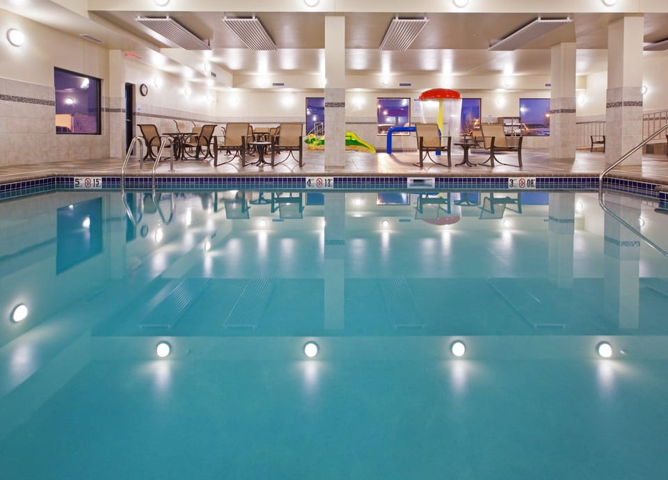 Holiday Inn Express & Suites Sioux Falls Southwest By IHG Hotel in Sioux Falls