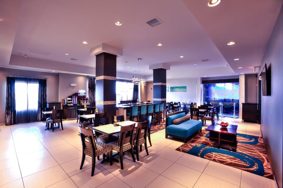 Holiday Inn Express Hotel & Suites Amarillo West By IHG Hotel in Amarillo