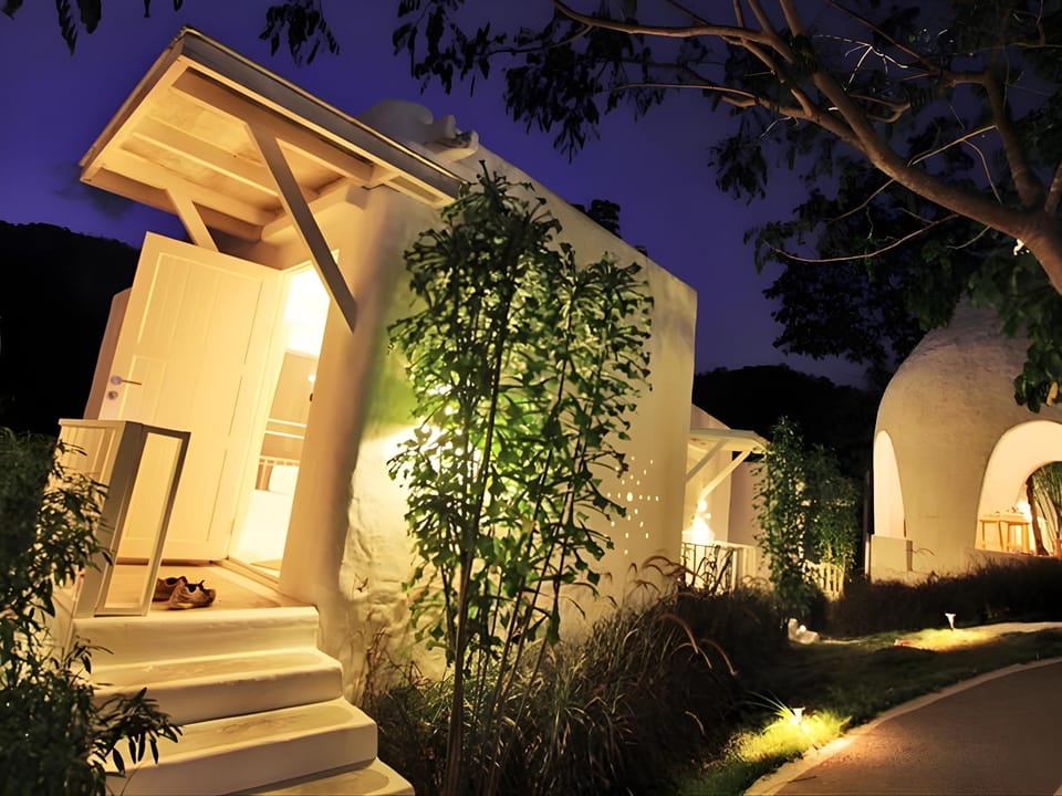 Aristo Chic Resort and Farm Apartment hotel in Thailand