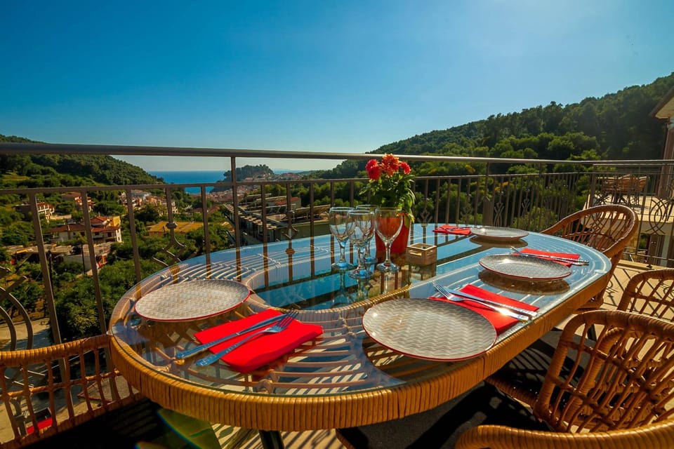 Natura Luxury Suites Parga Apartment hotel in Peloponnese, Western Greece and the Ionian