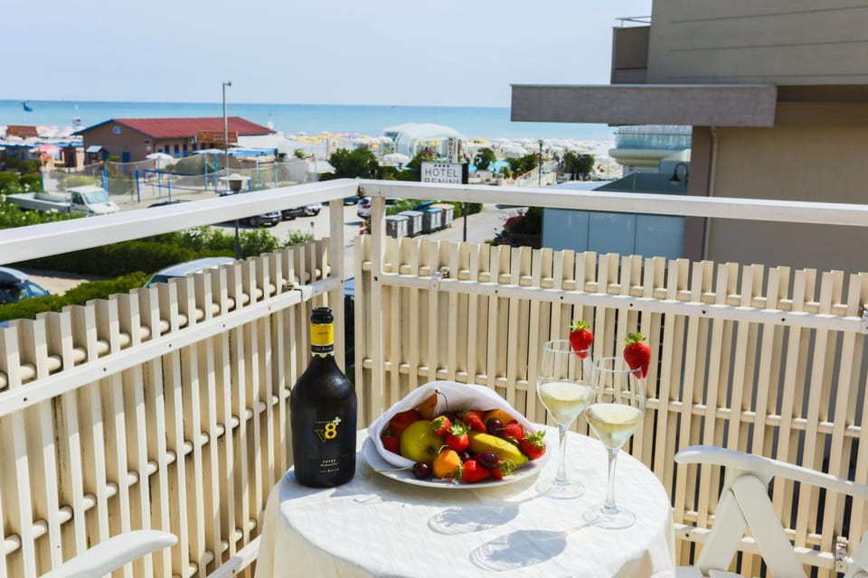 Hotel King - Azzurro Club Hotel in Milano Marittima