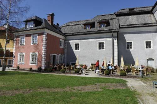 Pension Hochleitner am Schloßpark Hotel in Carinthia, Austria