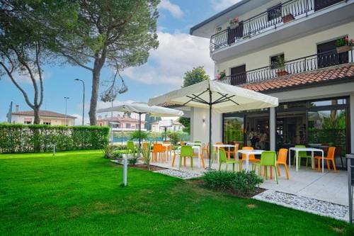 HOTEL VITTORIA Hotel in Sirmione