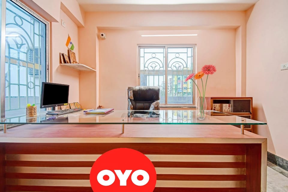 Hotel O Amar Raj Vista Hotel in Kolkata
